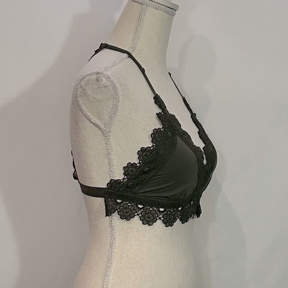 Bralette - Picture 3 of 5